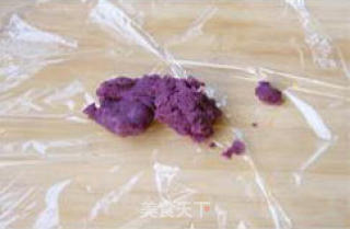 紫薯茶巾绞的做法步骤：3