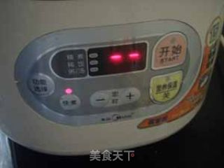 八宝银耳羹--电饭煲版适合上班族的做法步骤：5