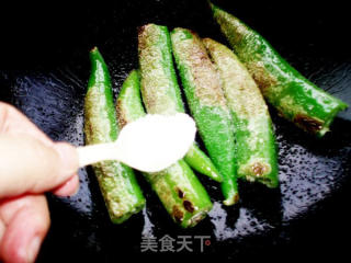 虎皮青椒的做法步骤：3