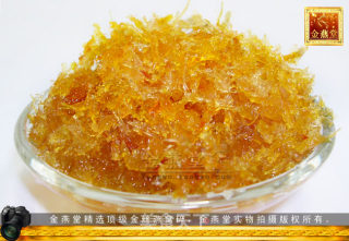 鲜奶炖泰国金丝燕窝的做法步骤：2