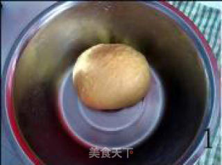 香甜、绵软、营养的早餐包——【南瓜豆沙排包】的做法步骤：2