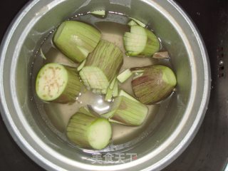 菊花茄子的做法步骤：2