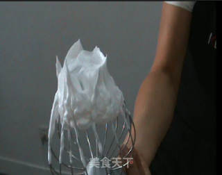 巧克力冰淇淋的做法步骤：2