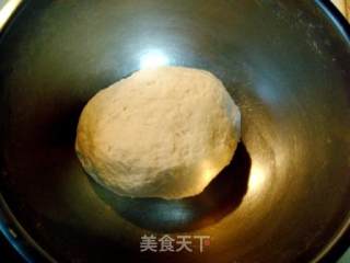 营养早餐面包精选“香肠起司饼”的做法步骤：3