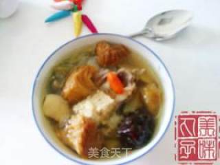 简单煮意 美味生活----滋补猴头菇鸡汤的做法步骤：2