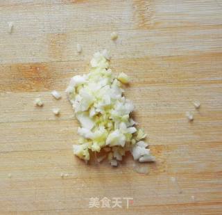 酸豆角炒肉末的做法步骤：2