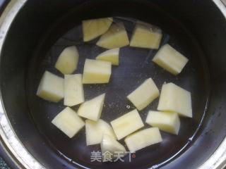 土豆番茄芝士汤的做法步骤：2