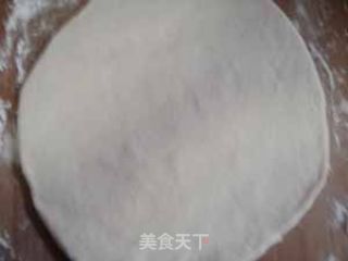椒盐千层饼的做法步骤：4