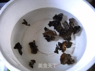 金针豆腐的做法步骤：2