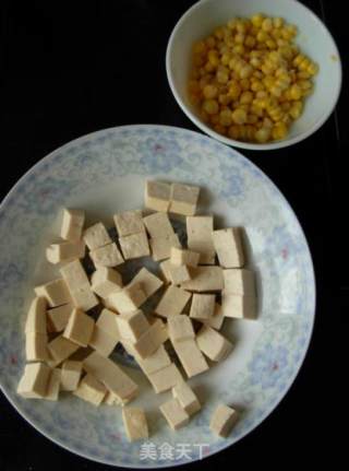 豆酿青椒的做法步骤：2