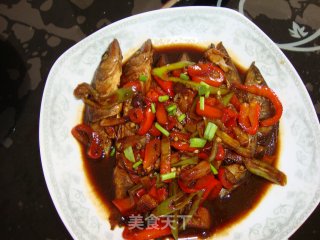 卤水鳜鱼的做法步骤：2
