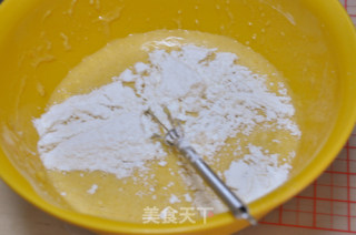 香蕉甜心戚风 无油版的做法步骤：3