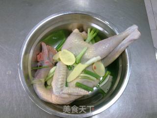 姜葱白切鸡的做法步骤：2