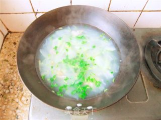 肉片翡翠汤的做法步骤：2
