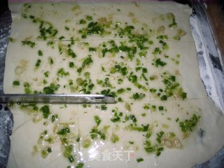 葱油饼的做法步骤：3