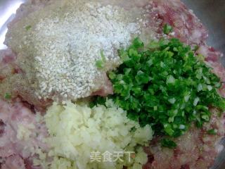 香菇狮子头炖大白菜的做法步骤：4