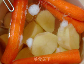 俄罗斯传统沙拉－土豆沙拉的做法步骤：3