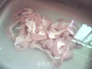 粉肠瘦肉粥的做法步骤：3