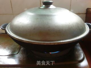 简单易做的<美味可乐鸡翅>的做法步骤：2