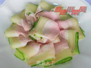 蒜泥白肉的做法步骤：2