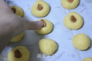 美国大杏仁的新吃法——杏仁小西饼的做法步骤：2