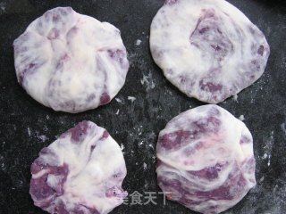 紫薯小饼的做法步骤：5