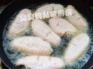 贵妃鸡翅的做法步骤：2