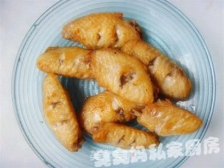 贵妃鸡翅的做法步骤：2