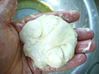 洋葱牛肉馅饼的做法步骤：2