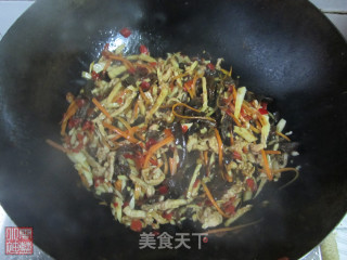 泡椒版鱼香肉丝的做法步骤：3