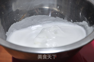 可爱外表性感中身 The Cube慕斯的做法步骤：6