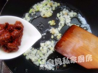 鱼香茄子的做法步骤：2