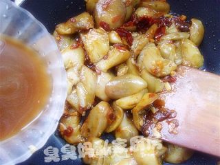 鱼香茄子的做法步骤：2