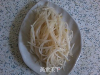 爽口豆芽的做法步骤：2