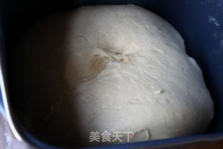 蜂蜜蛋黄土司的做法步骤：2