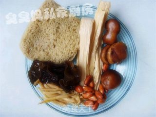四喜烤麸的做法步骤：2