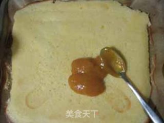 杏子酱蛋糕卷的做法步骤：5