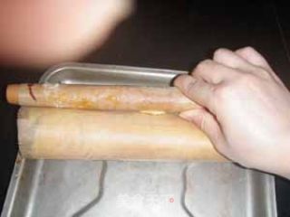 杏子酱蛋糕卷的做法步骤：5