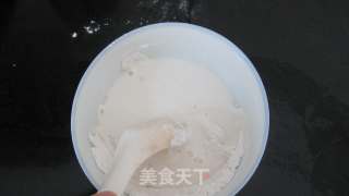 芝麻糯米饼（早餐的好东西）的做法步骤：3