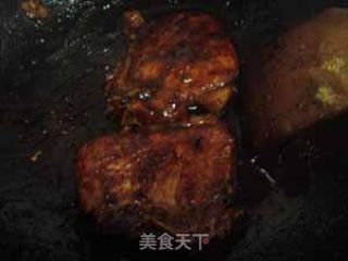 上汤大排面的做法步骤：2