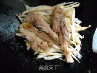 双菇寸骨的做法步骤：2