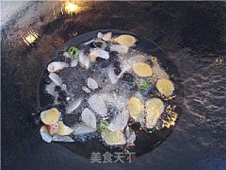煎豆豉带鱼的做法步骤：2