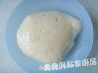 鲜虾披萨的做法步骤：4