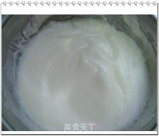 电饭锅蛋糕的做法步骤：2
