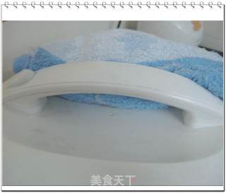 电饭锅蛋糕的做法步骤：2