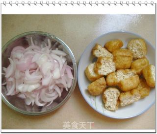 洋葱炒豆卜的做法步骤：2