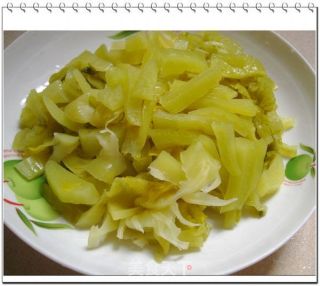 酸菜肉末的做法步骤：2