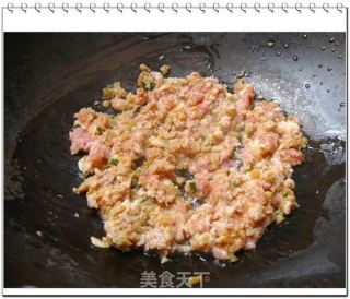 酸菜肉末的做法步骤：2