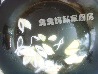 腰果鸡丁的做法步骤：2