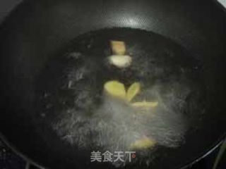丝瓜三文鱼骨汤的做法步骤：2